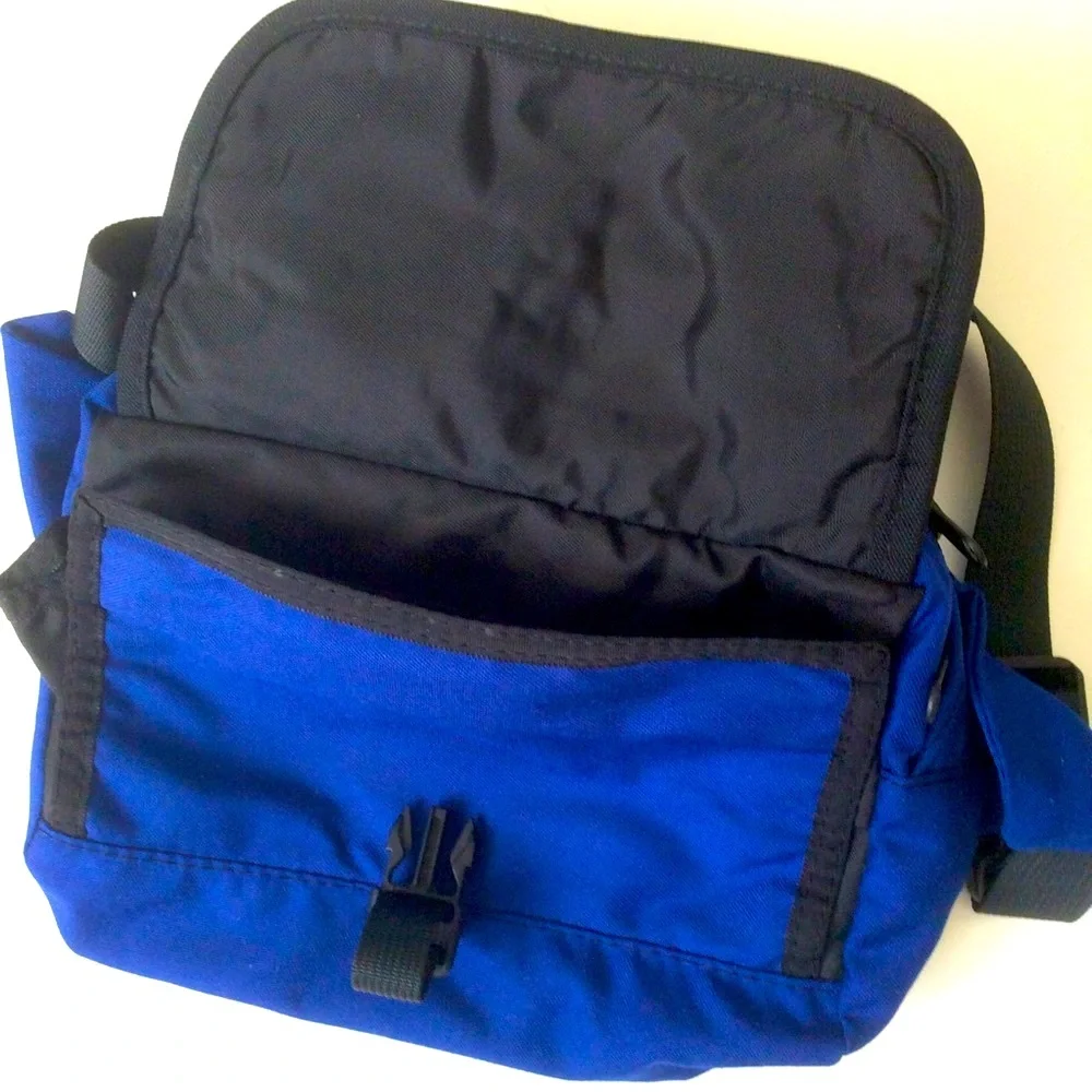 Eagle Creek Unisex Waist Pack 9”x6”x4” Outdoor Hike Trail Travel Activewear